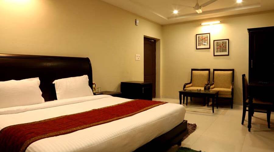 Hotel Grand Sharda, Pilibhit 5